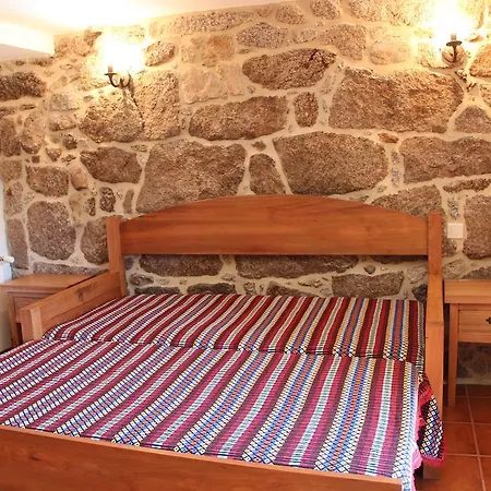 Casa Fonte Do Laboreiro Ferienhaus