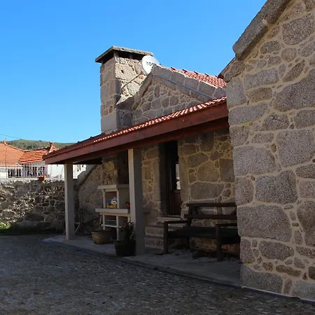 Ferienhaus Casa Fonte Do Laboreiro Castro Laboreiro