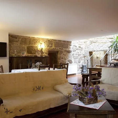 Casa Fonte Do Laboreiro Castro Laboreiro