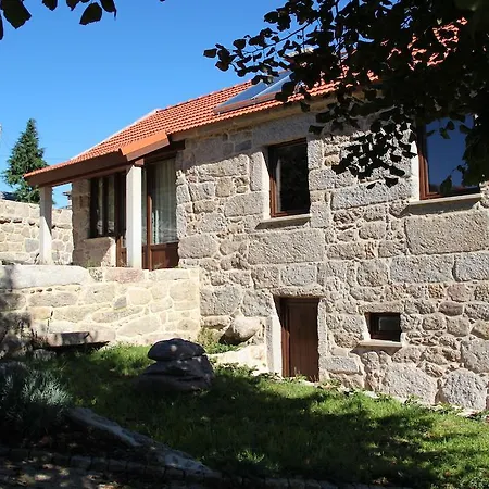 Casa Fonte Do Laboreiro Feriehus Castro Laboreiro
