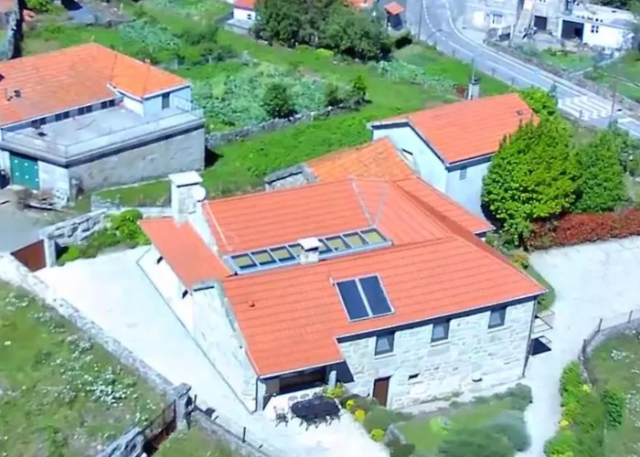 Casa Fonte Do Laboreiro * 卡斯特罗拉沃雷罗