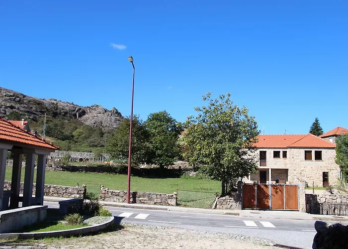 Casa Fonte Do Laboreiro Castro Laboreiro