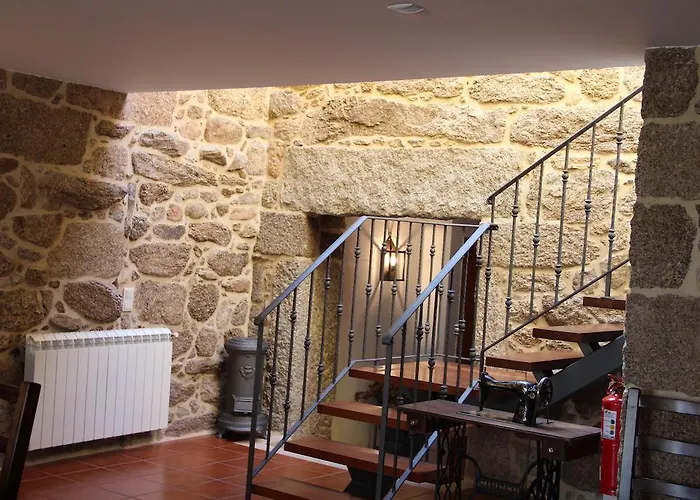 Casa Fonte Do Laboreiro Feriehus Castro Laboreiro